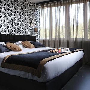 Camera comfort con letto queen size
